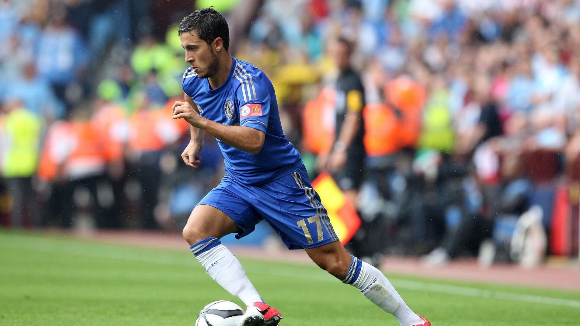 当勒沃库森在F1赛道加时夺冠，体育的戏剧性如何征服世界